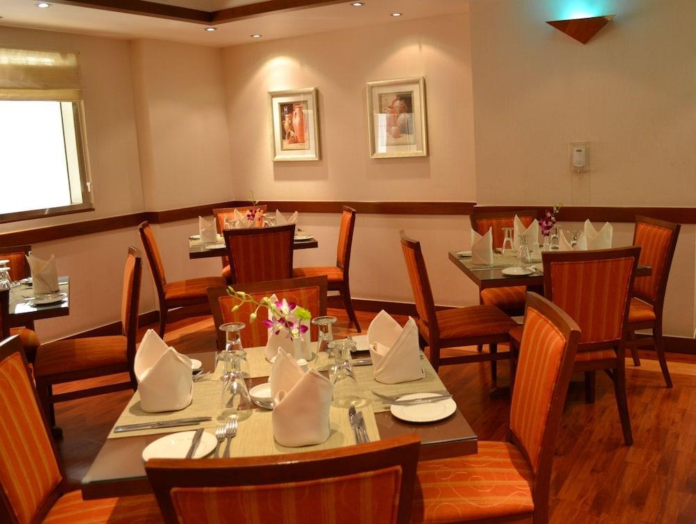 Aparthotel Al Rawda Arjaan By Rotana, Abu Dabi Exterior foto