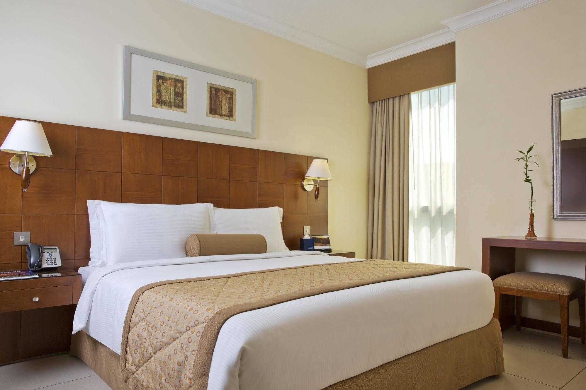 Aparthotel Al Rawda Arjaan By Rotana, Abu Dabi Exterior foto